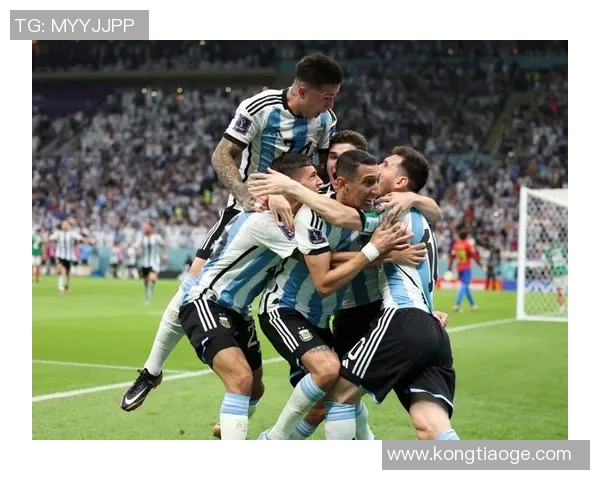 2010年世界杯阿根廷与墨西哥激战回顾及精彩进球分析