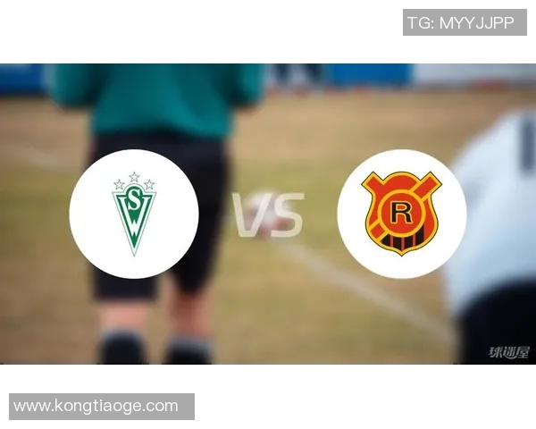 圣地亚哥漫游者与西班牙联合的激烈对决展现足球魅力与团队精神